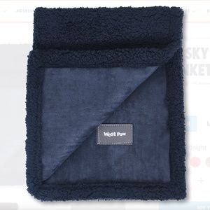 NWT West Paw Big Sky Blanket in Navy, Medium